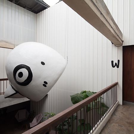 Thunder Bird Hostel Chiang Mai Dış mekan fotoğraf