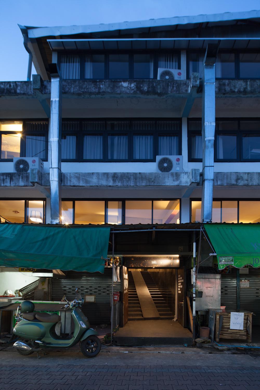 Thunder Bird Hostel Chiang Mai Dış mekan fotoğraf
