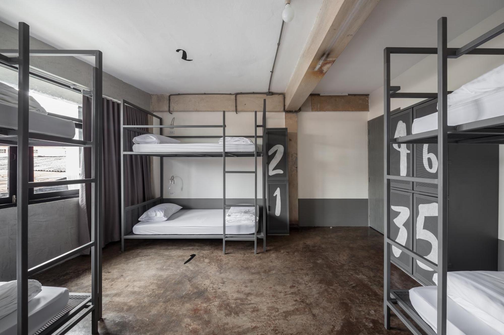 Thunder Bird Hostel Chiang Mai Dış mekan fotoğraf