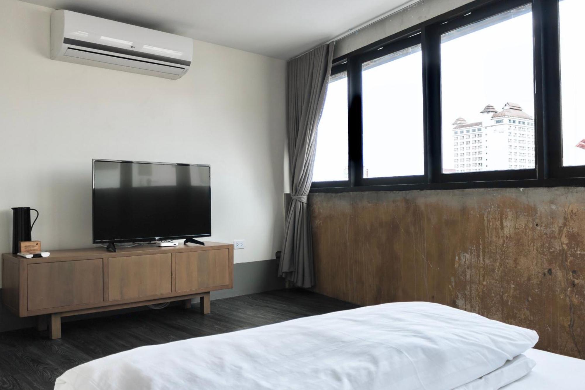 Thunder Bird Hostel Chiang Mai Dış mekan fotoğraf