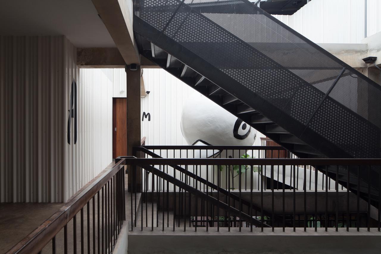 Thunder Bird Hostel Chiang Mai Dış mekan fotoğraf