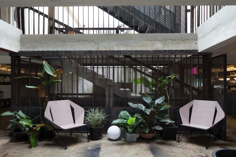 Thunder Bird Hostel Chiang Mai Dış mekan fotoğraf